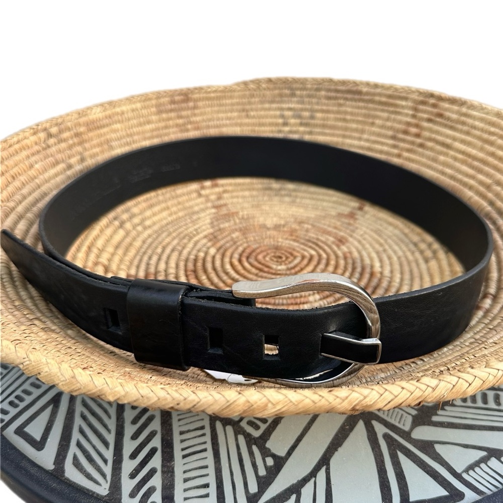 Banana Republic Genuine Italian Leather Black Belt w/ silver buckle, S runs big